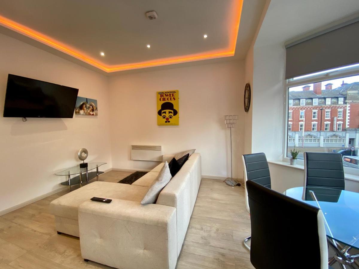 Princess Theatre Beach View Apartments By Blackpool Service Apartments Eksteriør billede